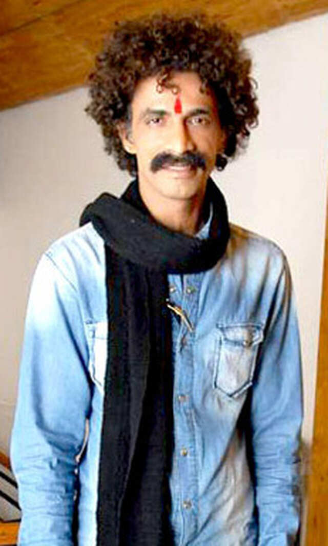  Makarand Deshpande