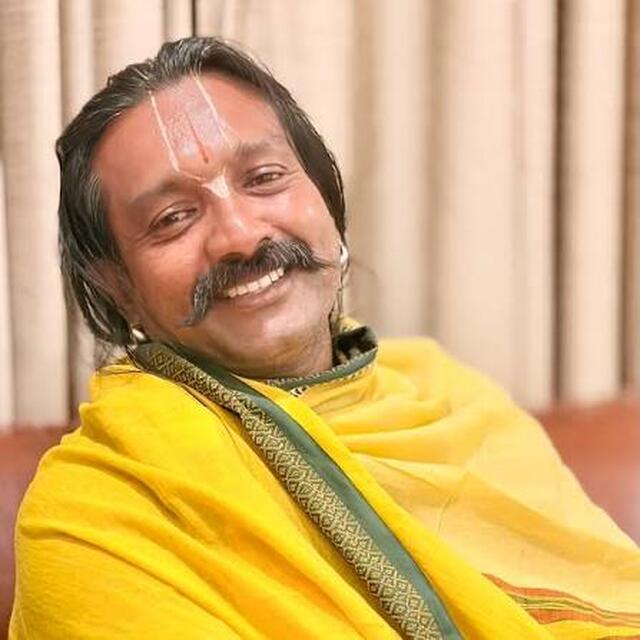  Mime Madhu