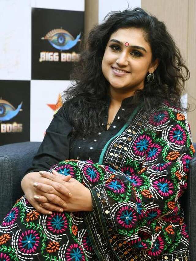 Vanitha Vijayakumar