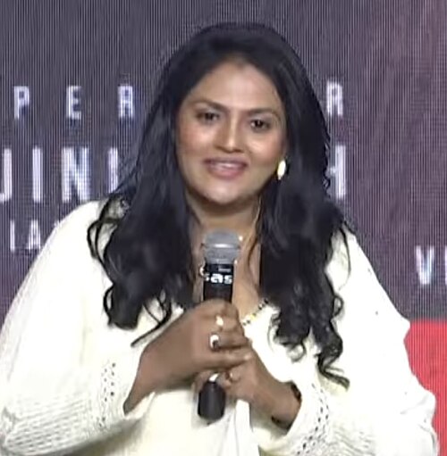  Nirosha Annie