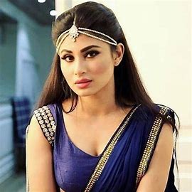 Mouni Roy