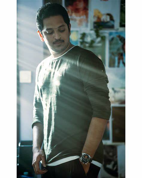 RVS Nikhil