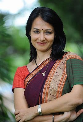  Amala Akkineni