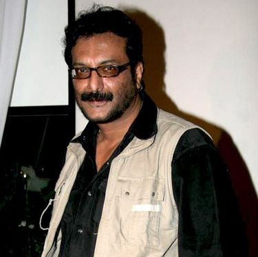  Milind Gunaji