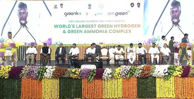 దేశంలోని పెట్టుబడుల్లో 25 శాతం ఏపీలోనే!