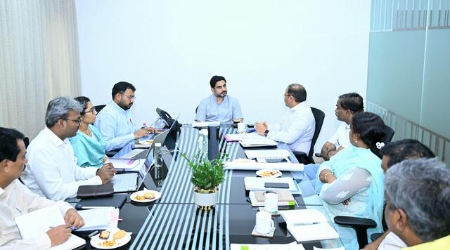 మంగళగిరిలో త్వరలో రెండో దశ ఇళ్ల పట్టాల పంపిణీ!