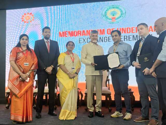 ‘టెక్స్ టైల్స్’ లో రూ.4,380 కోట్ల పెట్టుబడులు