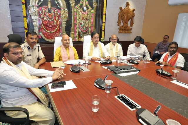 7.83 లక్షల మందికి వైకుంఠద్వార దర్శనం