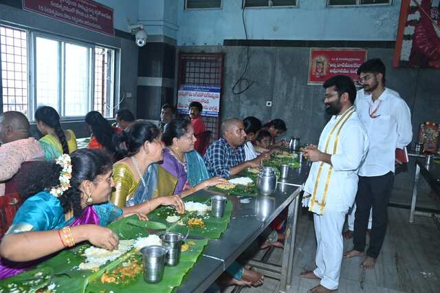 ఒకే మందిరంలో అన్ని పూజల
