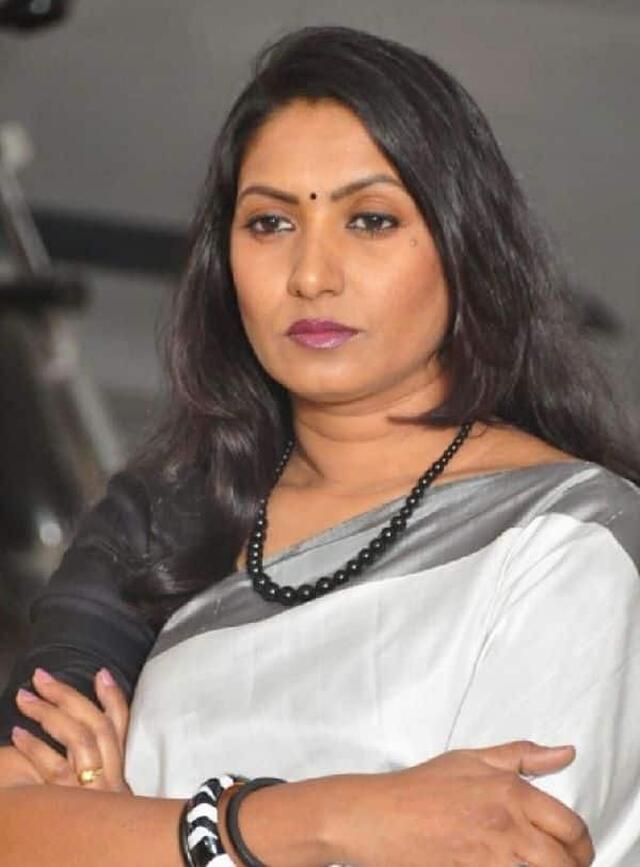 రాజకీయాల్లోకి సినీ నటి ఆమని!
