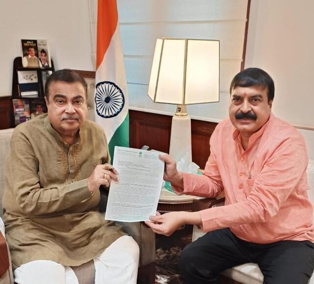 అనంతపురం అభివృద్ధికి కేంద్ర మంత్రి గడ్కరీకి ఎంపీ వినతులు