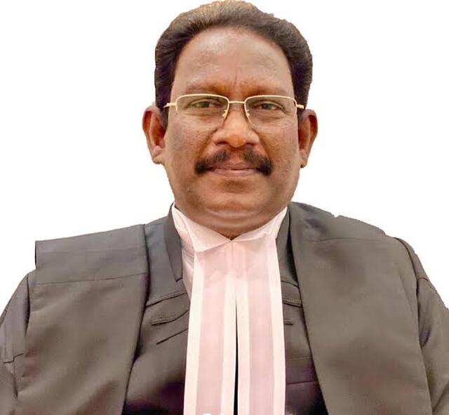 హైకోర్ట్ ప్రధాన న్యాయమూర్తిగా దేవానంద్