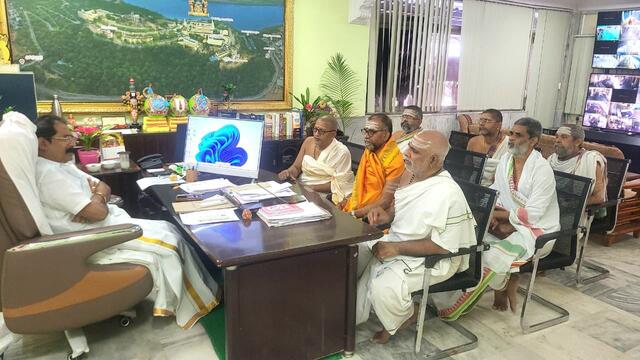 వర్షాల కోసం అన్నవరంలో ‘వరుణ యాగం’