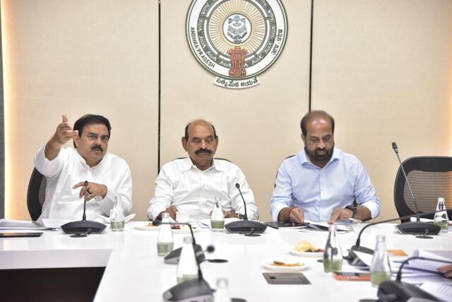 పారదర్శకంగా లిటిగేషన్ పాలసీ