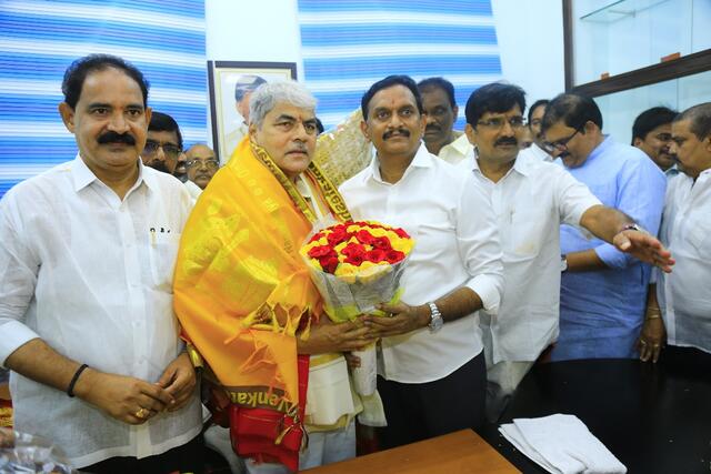 అభివృద్దే ల‌క్ష్యంగా ప‌ని