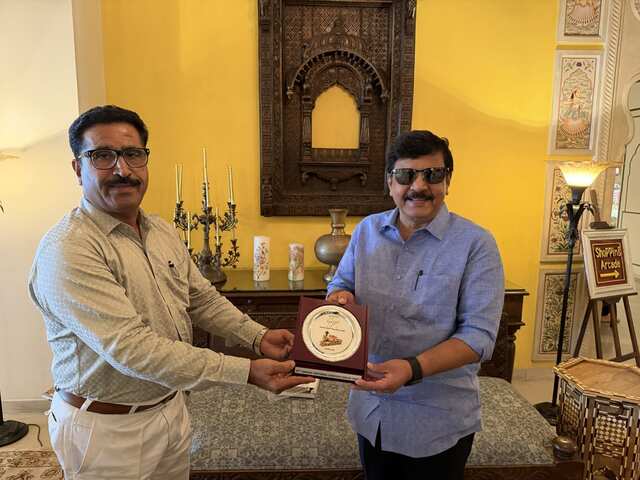 యువతకు టూరిజం గైడ్స్‌గా ఉపాధి అవకాశాలు