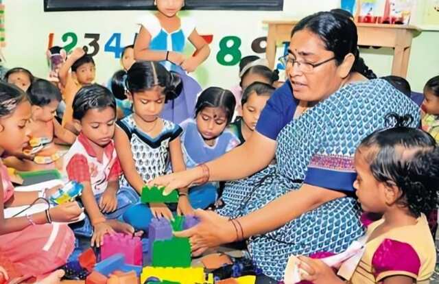అంగన్వాడీలకు అదిరిపోయే న్యూస్.. నెలకు రూ.11,500