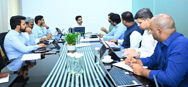 ఐటి, ఎలక్ట్రానిక్స్, డాటా సెంటర్స్ రంగాల్లో 10 లక్షల ఉద్యోగాలు లక్ష్యం