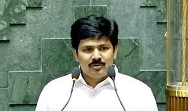 ఏపీలో వైద్య విద్యా రంగాన్ని కాపాడాలి