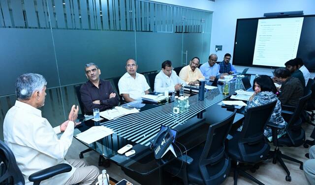 సంక్షోభంలోనూ సానుకూల వృద్ధి