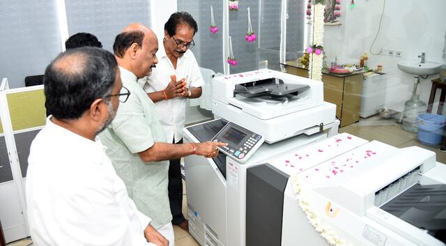 అసెంబ్లీలో హైస్పీడ్ ముద్రణా యంత్రాలు ప్రారంభం