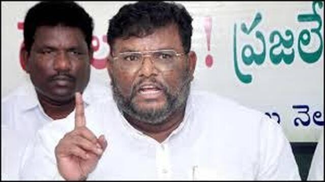 200 మంది ముస్లిం విద్యార్థులకు ఉచిత కార్పొరేట్ విద్య