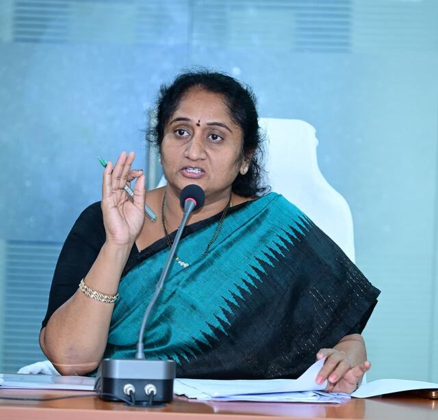 సంక్రాంతి వరకూ ఆప్కో లో డిస్కౌంట్ అమ్మకాలు