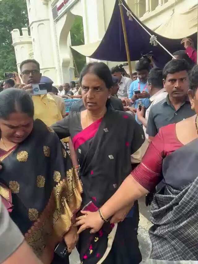 మహిళలపై దాడి జరిగితే పట్టించుకోరా?