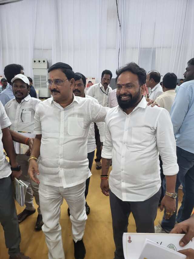 సుభాష్.. మీ సేవలు భేష్ అన్న  కేంద్ర మంత్రి