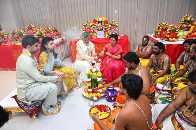 గృహ ప్రవేశం చేసిన చంద్రబాబు