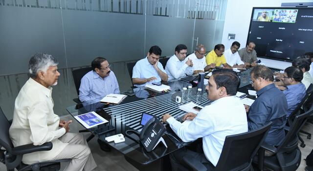ప్రాధాన్యతల వారీగా ప్రాజెక్టుల నిర్మాణం