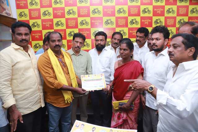 పేదలకు అండగా సీఎం సహాయ నిధి