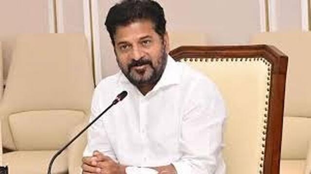 ఢిల్లీకి వెళ్లిన తెలంగాణ సీఎం రేవంత్ రెడ్డి