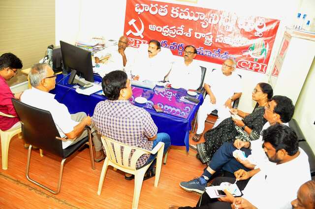 ఆగస్టు 5న విద్యుత్‌ ఉద్యమం