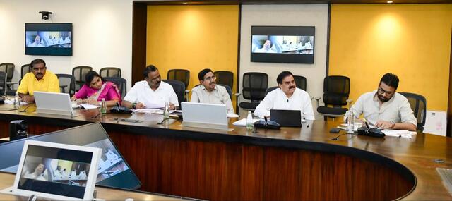 'మొంథా' తుపానుపై డిప్యూటీ సీఎం పవన్ కల్యాణ్ సమీక్ష