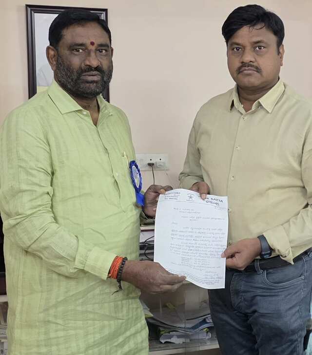 కోట్ల విలువైన భూమి ఏపీఐఐసికి వద్దు: లోక్ సత్తా