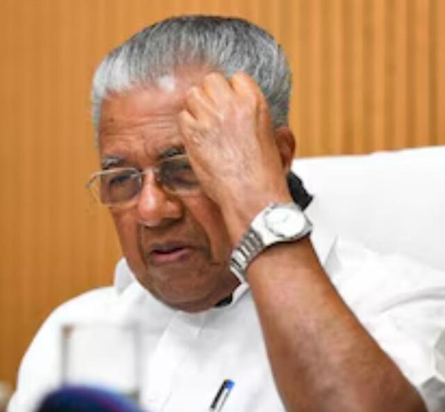 కేరళ సీఎంకి ఈడీ నోటీసులు?
