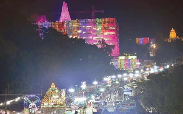 పండగ కళ.. మార్పు కనిపిస్తోంది!