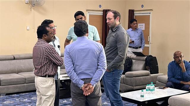 పోలవరం ప్రాజెక్ట్   చేరుకున్న విదేశీ నిపుణుల బృందం