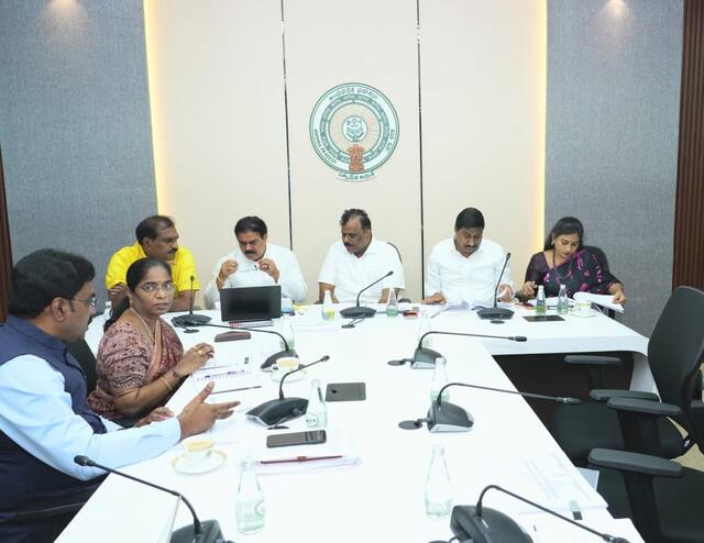 ఏపీలో కొత్తగా మరో నాలుగు జిల్లాలు?