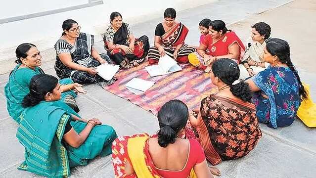 డ్వాక్రా సభ్యులా.. ఈ ఆఫర్ మీకే!