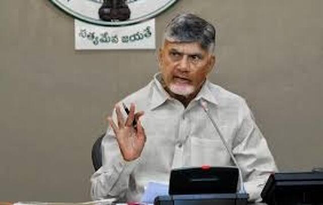 విధుల్లో నిర్లక్ష్యం.. ప్రభుత్వ  వైద్యుడి సస్పెన్షన్