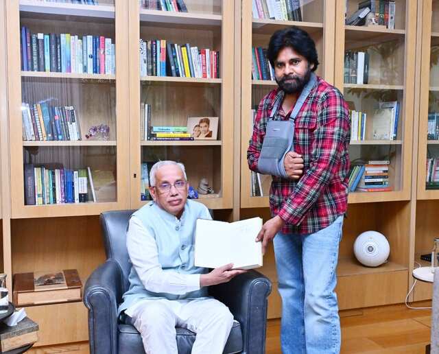 పవన్ కళ్యాణ్ ని పరామర్శించిన గవర్నర్