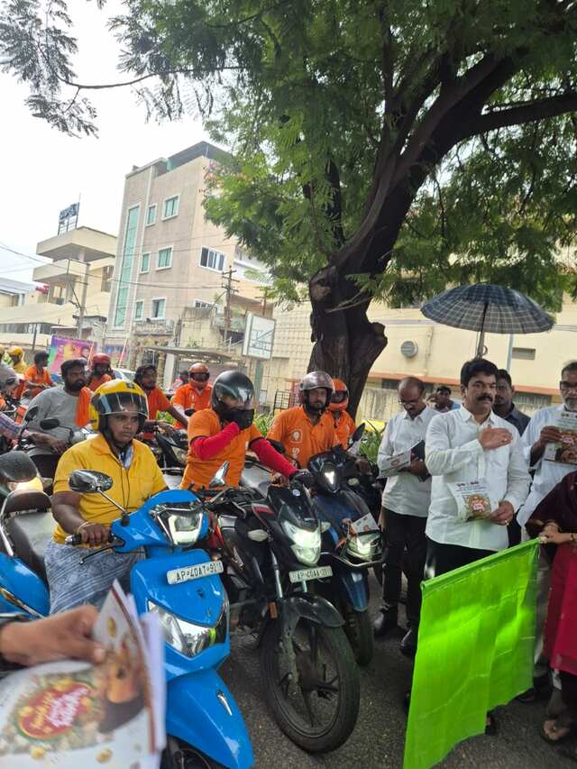 జీఎస్‌టీ సంస్క‌ర‌ణ‌ల‌తో వాణిజ్య రంగానికి కొత్త ఊపు
