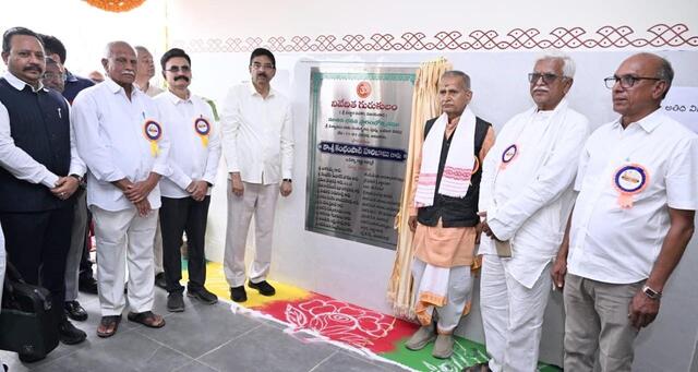 బాలికల విద్య దేశ అభివృద్ధిలో కీలక పాత్ర