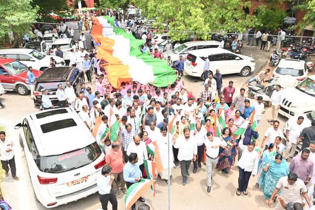 దేశభక్తి ఉప్పొంగేలా హర్‌ఘర్ తిరంగా ర్యాలీ