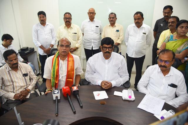 బ్రాహ్మణుల అభివృద్ధి సంక్షేమానికి పాటుపడతా