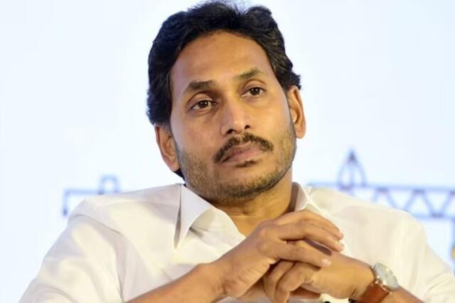 జగన్‌కు జ్వరం.. పులివెందుల కార్యక్రమాల రద్దు