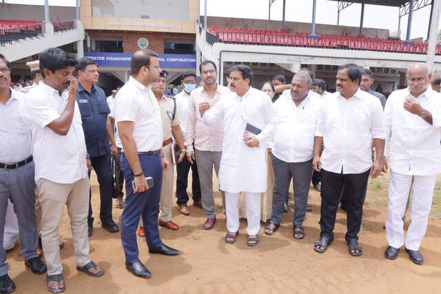 విశాఖలో జనసేన విస్తృత స్థాయి సమావేశం
