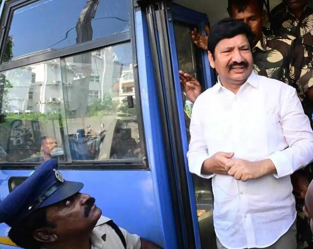 రోజంతా వాద‌న‌లు.. జోగి రమేష్ రిమాండ్‌!